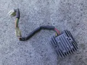 G max 整流器 單向 改裝 #GM3 GMAX G-MAX 廉售先問勿標-得標1支螺絲