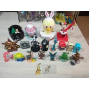 全新 中古品 日版 迪士尼 園區扭蛋 發條玩具 吊飾 徽章 公仔 2手小物 米奇 米妮 鬼魂 復活節 小雞