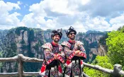 【Klook客路】張家界森林公園阿凡達山+天門山+玻璃橋2日遊 中文導覽 現在預訂，當日使用 免費取消 立即確認 