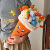 鮮花💐胡蘿蔔玩偶花束 娃娃花束甜筒花束 畢業花束 七夕節禮物情人節花束送女友 胡蘿蔔花束玩偶花 畢業禮物送朋友