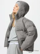 【UNIQLO】女裝 無縫羽絨連帽外套(NANODESIGN) 478577