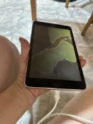 Samsung Galaxy Tab A8.0LTE(T385)可充電。可開機。螢幕破。商品如圖。零件機販售。售出不退