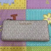 ☆ BETTY JO☆二手 MK MICHAEL KORS 粉色滿版 玫瑰金長夾