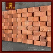 〈覓心家居〉紅磚肌理網格方磚背景墻藝術紅磚馬賽克紅磚片凹凸紅磚外墻磚切片
