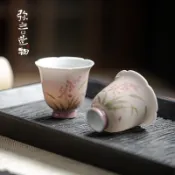 新款小衆高顔值茶具 彌言純手繪蘭花主人杯手工陶瓷花口茶杯家用品茗杯日式聚香聞香杯