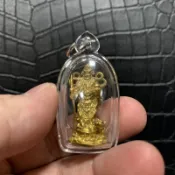 HANUMAN泰國佛牌 波譚喬 2562 致富 關聖帝君（侖拉薩）立尊 古法倒模 黃銅合金材質（督造999 附原廟盒）