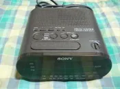 ((故障品))SONY ICF-C218  液晶電鐘收音機 A42