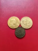 外國紀念章3枚，保祿，肯尼迪2枚章值徑28.6毫米，泰國拉達那哥王國200週年23毫米，3枚，榀箱見圖，按圖發貨，飛