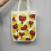 【五倍券優惠】手繪塗鴉設計雙面帆布包 A4可裝-暖黃紅花