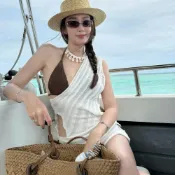 喜挖2店 【喜挖】性感辣妹比基尼三件套泳裝女海邊度假鏤空針織連身裙罩衫修身顯瘦