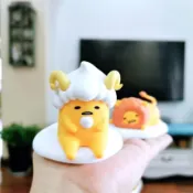 協貿國際日用品生活7館 蛋黃哥12星座系列盲盒幸運盒子隱藏款懶整套蛋蛋公仔扭蛋手辦擺件