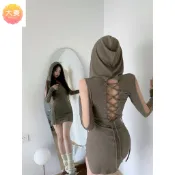 歐美性感洋裝 沙漠連帽長袖緊身包臀裙 Y2k廢土風洋裝 收腰氣質設計感露背綁帶連衣裙 純欲風千禧復古辣妹穿搭 女生衣服