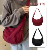 【休閒通勤收納百搭】博主同款大容量餃子包 韓版休閒百搭通勤單肩包 街頭風高街斜挎托特包 流行女包