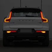 適用於VOLVO 富豪 xc40后霧燈 volvoxc40右后杠霧燈泡總成改裝用品配件
