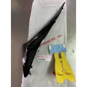 俗俗賣YAMAHA山葉原廠 側蓋護片1（亮黑色）六代 新勁戰 7期 左邊 側條 料號：B8R-F171L-00-P7
