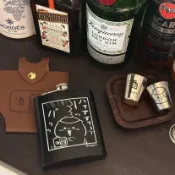 彩虹島💫香港限定日本Chiikawa栗子饅頭酒壺 酒器 酒壺酒具 自製版隨身酒壺 夏日必備 爆款 交換禮物 潮流新品