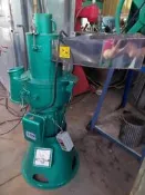 台南二手 2HP直立式高速粉碎機--台灣製220v