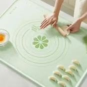 🔥限量搶購🔥家用加厚食品級硅膠墊揉麪墊廚房擀麪和麪墊子包餃子烘焙塑料板
