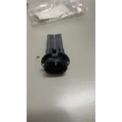 【SFF雙B賣場】BMW E36/E38 E53/X5 正廠 後燈炮座[21W,黑色,4D] 63211387365