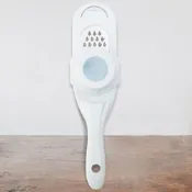 《Premier》英國 手握式迷你刨刀- 起司檸檬皮刨刀 乳酪刨屑 料理刨絲器 刨絲刀 切絲器