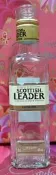 還不錯滴♡♥~D131~仕高利達金牌蘇格蘭威士忌“空酒瓶《無蓋》“200 ml~♥♡~247g~