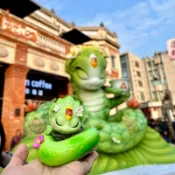 行天宮 關聖帝君 過爐開光🙏🏻泉州文創2025年七彩刺桐蛇手辦週邊桌面擺件女生吉祥物新年禮物 TMNU