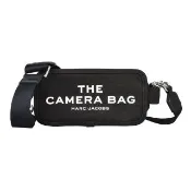 【MARC JACOBS】MARC JACOBS THE CAMERA BAG白字LOGO帆布拉鍊斜背相機包(黑)