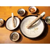 《興富大行》陶瓷餐廚具【特價品-擂茶缽/擂缽附磨粉棒】擂茶碗擂缽磨缽磨泥缽磨芝麻磨粉磨堅果研磨器日式磨鉢研磨缽磨缽
