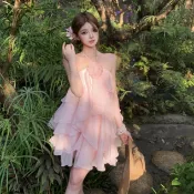 中國夏天新款旅行度假性感粉色雪紡掛脖洋裝女裝寬鬆一字領無袖露背花朵不規則A字洋裝