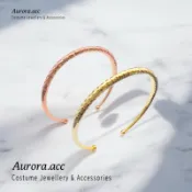 Aurora.acc｜可莉 C型開口 手環｜壓紋手環手鍊｜奧蘿菈飾品｜送收納袋 擦拭布｜送 耳扣｜耳環 耳棒 耳夾 項鍊