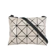 【ISSEY MIYAKE 三宅一生】BAO BAO LUCENT 3X4 亮面斜背包(杏粉色)