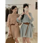 (店+)CHILL現貨 韓系慵懶圓領排釦附皮帶短洋 日系洋裝 渡假風洋裝 女生洋裝 素面短洋 短洋 法式短洋