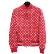 【DOKODEMO】全新未使用 Louis Vuitton x Supreme 聯名款 LV 皮革棒球夾克，MonogramRED皮革飛行員夾克，尺寸 46，17AW 1249 [二手] LOUIS VUITTON