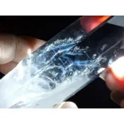 《晶華》天然 藍針 白水晶  水晶柱 消磁 淨化  制定木座  01G02-11