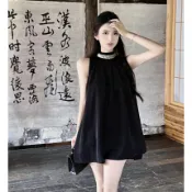 花拾·HUA 洋裝✨實拍~黑色顯瘦洋氣氣質A字大擺裙 重工緞面掛脖露肩連衣裙 設計感黑色圓領短裙 小個子短裙