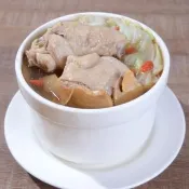 【正一排骨】買一送一-麻油仿土雞湯3包組(送三代手工麵線3綑)