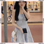 小個子法式吊帶 連身裙藍色夏季 甜美海邊褶皺 收腰短裙吊帶裙 渡假風藍色抓皺洋裝 顯瘦吊帶短裙 連身裙