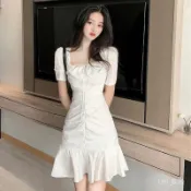 TT 2026夏季法式仙女褶皺收腰顯瘦白色荷葉洋裝魚尾裙子短裙 OIFP
