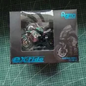 figma 初音TT零13 摩托無塵櫃擺放，保存的挺好，幾乎沒有氧化，