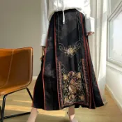 米蘭精品 【巴黎精品】半身裙緞面長裙-刺繡馬面裙復古大裙擺女裙子a1iz53
