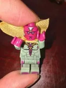 樂高LEGO 超級英雄 人仔 sh303 Vision 幻世 76032 黃色額頭成色如圖所示議價勿擾