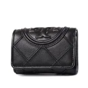 TORY BURCH 專櫃款 FLEMING 牛皮絎縫菱格釦式三折短夾-黑色