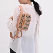 【BURBERRY 巴寶莉】Check Link 英系戰馬格紋手提三用胸口包腰包(粉邊)