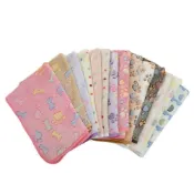(店+)寵物 加厚法蘭絨毛毯 珊瑚絨毛毯 寵物毛毯 保暖毛毯 狗腳印 小腳印毯 寵物被 柔軟保暖 狗睡墊 貓睡墊