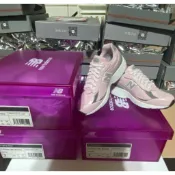 （最後現貨）香港🇭🇰7-11 x new balance mini 拼砌模型