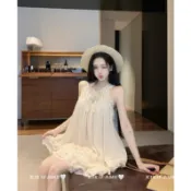 【𝐊𝐈𝐊𝐈𝐅𝐀𝐌𝐄】🌼ℱ𝒶𝒾𝓇𝓎.花舞漫夏🫧🫧仙美立體花朵蕾絲荷葉邊掛脖洋裝 A字洋裝 渡假洋裝 荷葉邊洋裝 花朵連身裙