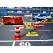 【現貨發票 】【三角錐連接桿 交通道路模型路障 兩組可選】三角錐 交通錐 場景配件 地圖模型 兒童認知玩具