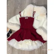 🫐限時下殺🫐法式洋裝 紅色長禮服 尾牙 喜宴 主持人純欲千金感絲絨抹胸連衣裙+短裙+毛絨外套女秋冬聖誕氛圍感三件套