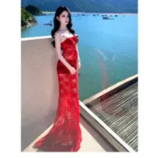 法式旅行度假性感紅色蕾絲抹胸長裙女裝緊身一字領綁帶露背無袖中長款緊身洋裝