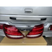 Mercedes-Benz W213適用賓士E260 E300 E200 E320 E350 E400L左右後尾燈總成